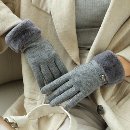 Elegant Winter Touchscreen Gloves™